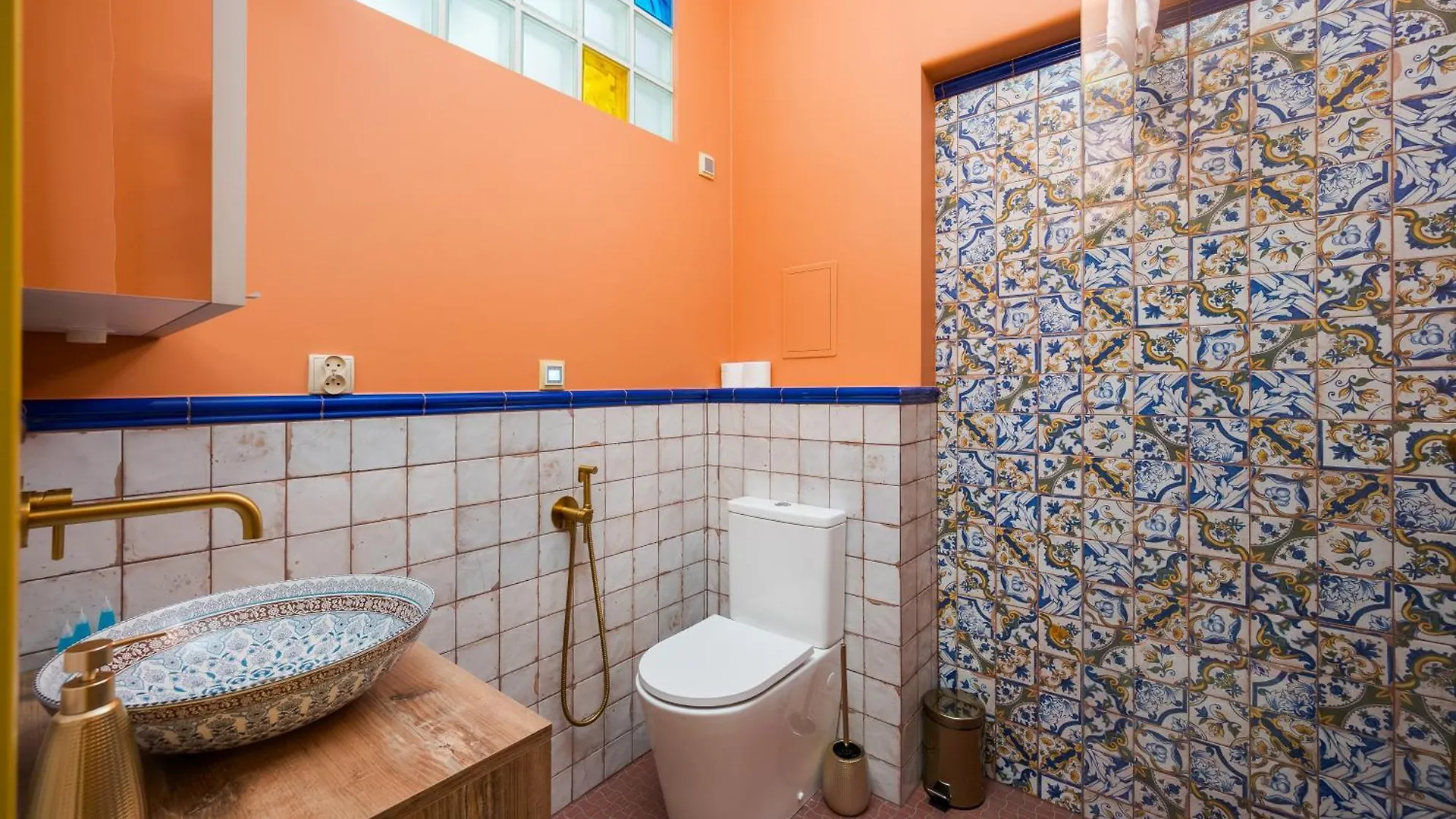 Metro Mlynow Colourful Apartment Warsaw